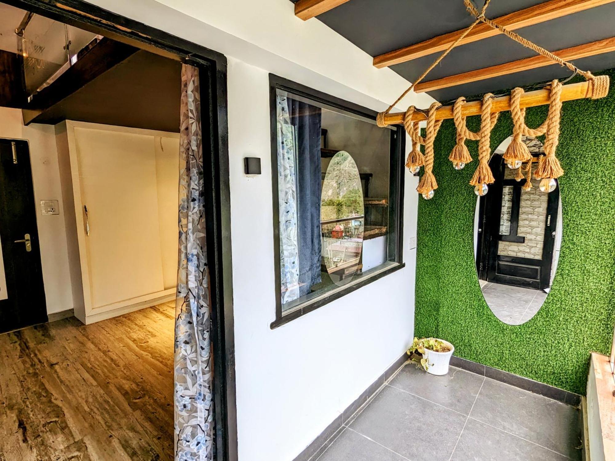 Kavi'S Vacation Homes - Sainj ภายนอก รูปภาพ