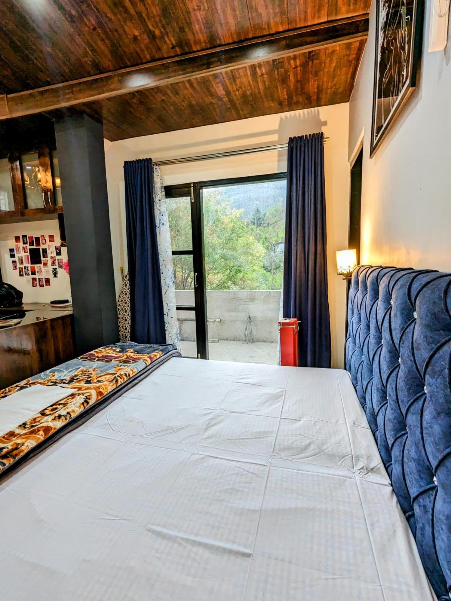 Kavi'S Vacation Homes - Sainj ภายนอก รูปภาพ