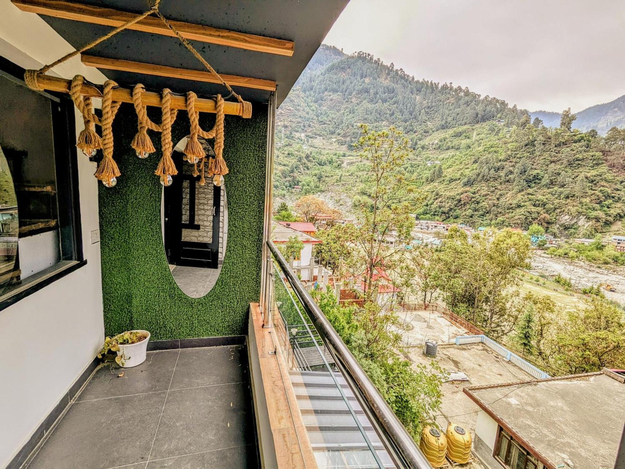 Kavi'S Vacation Homes - Sainj ภายนอก รูปภาพ